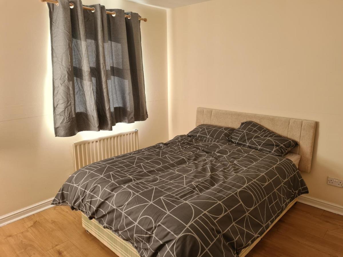 Tuscawilla Thamesmead  Dış mekan fotoğraf